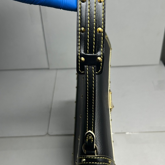 Chic Black and Gold Clutch - Picture 5 of 10